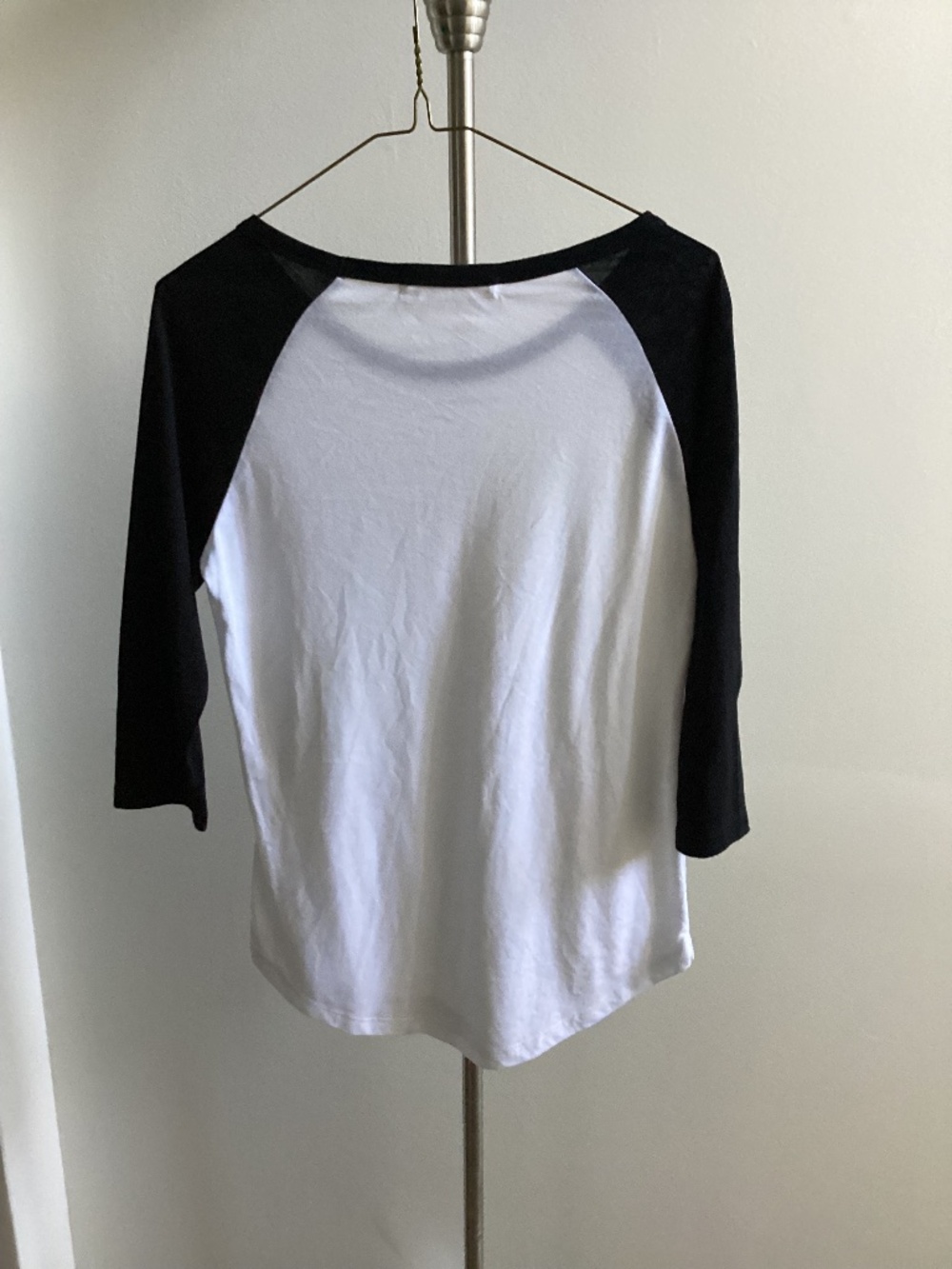 Raglan 3/4 sleeve top